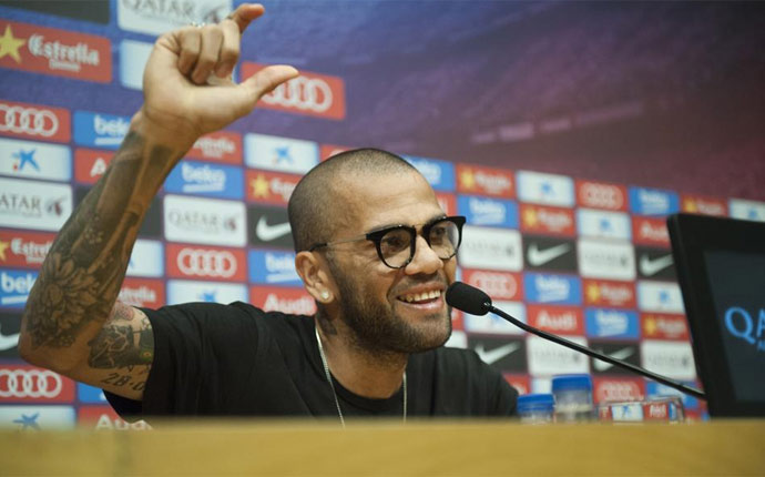 Alves: „Każdy chciał, bym został”