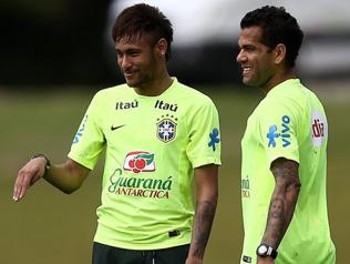 Neymar i Alves powołani do kadry