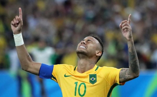 Neymar zostanie w Brazylii do 7.09