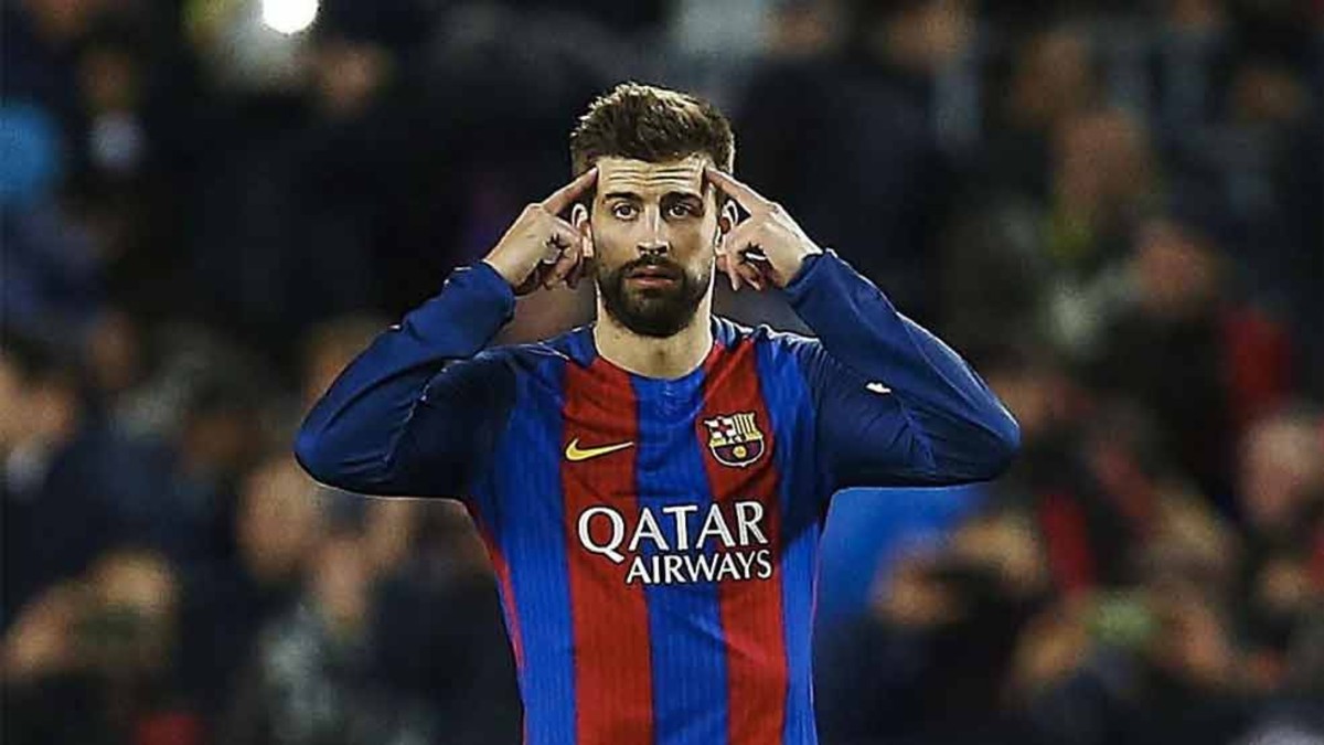 Kolejny poważny uraz? Gerard Pique znów narzeka na nadszarpnięte kolano