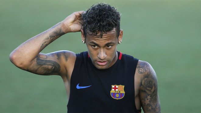 Neymar nie poleci do Chin z powodu „negocjacji”