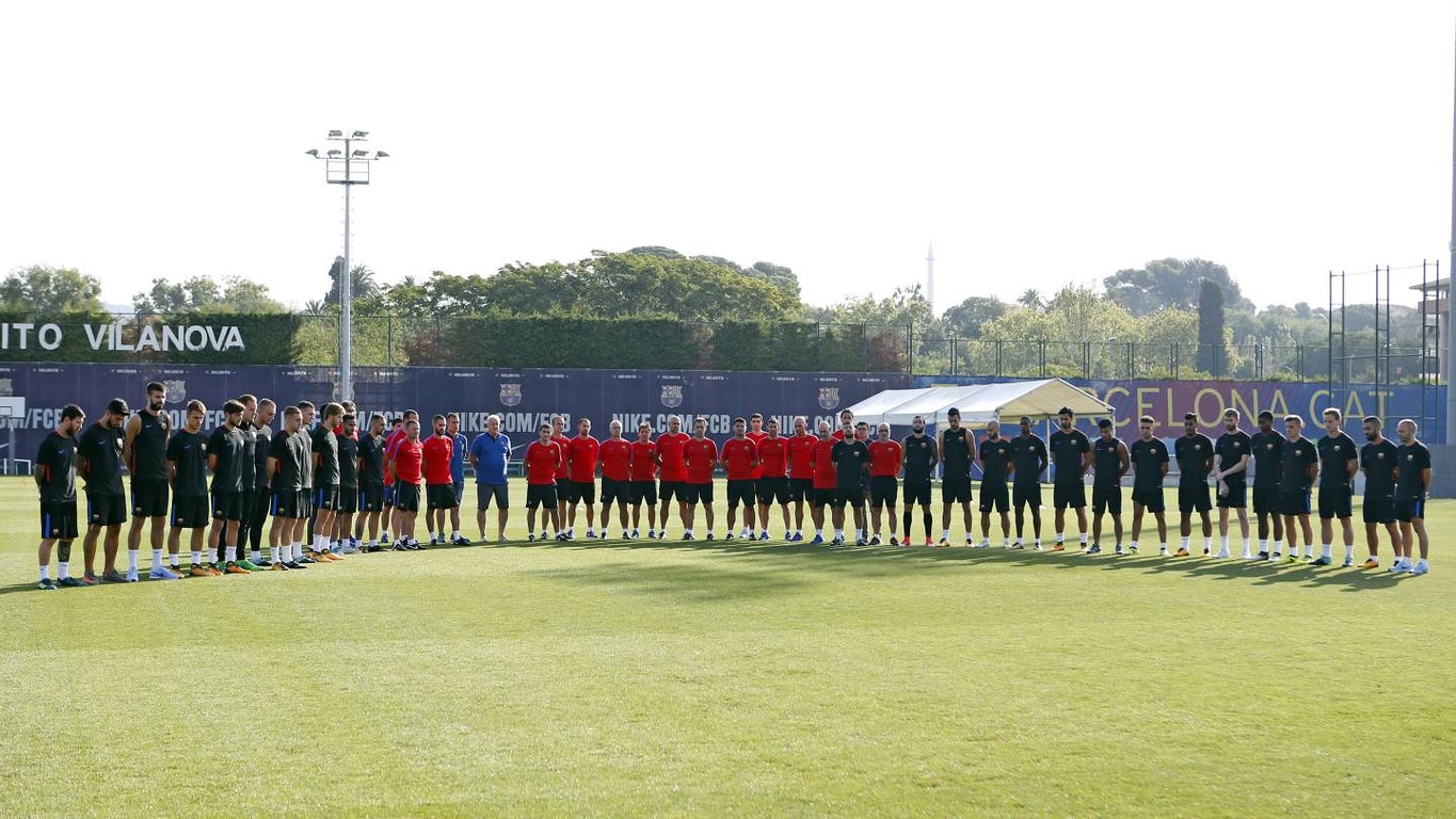 Minuta ciszy i pierwszy trening Paulinho