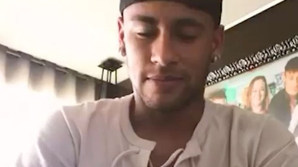 Neymar przerywa milczenie