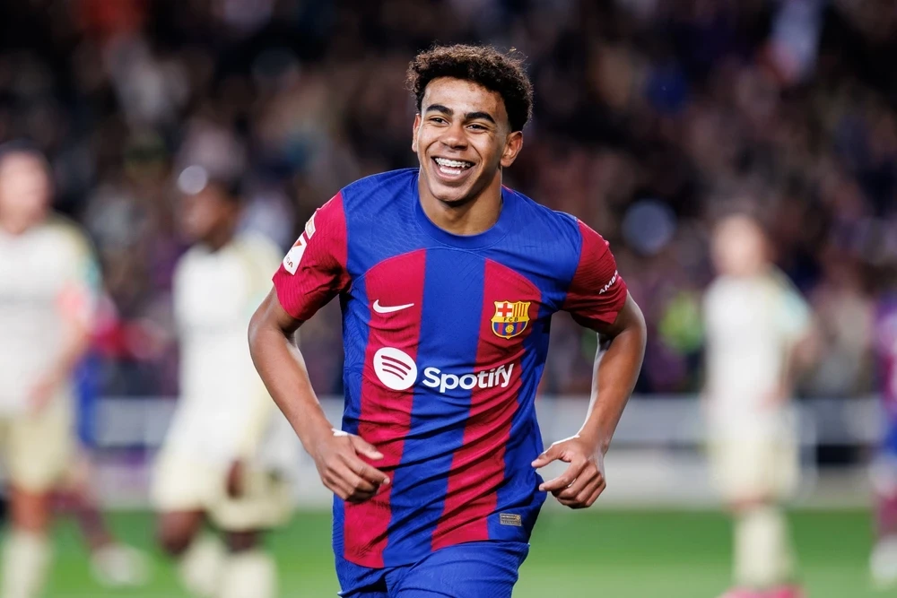 Lamine Yamal 1 | FC Barcelona 2024