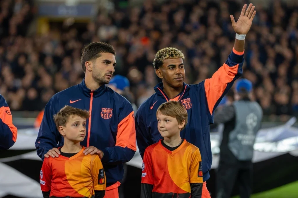 Gdzie oglądać mecz FC Barcelona – FC Kopenhaga? Transmisja TV, stream online (28.01.2026) FC Barcelona - Ferran Torres Lamine Yamal 2