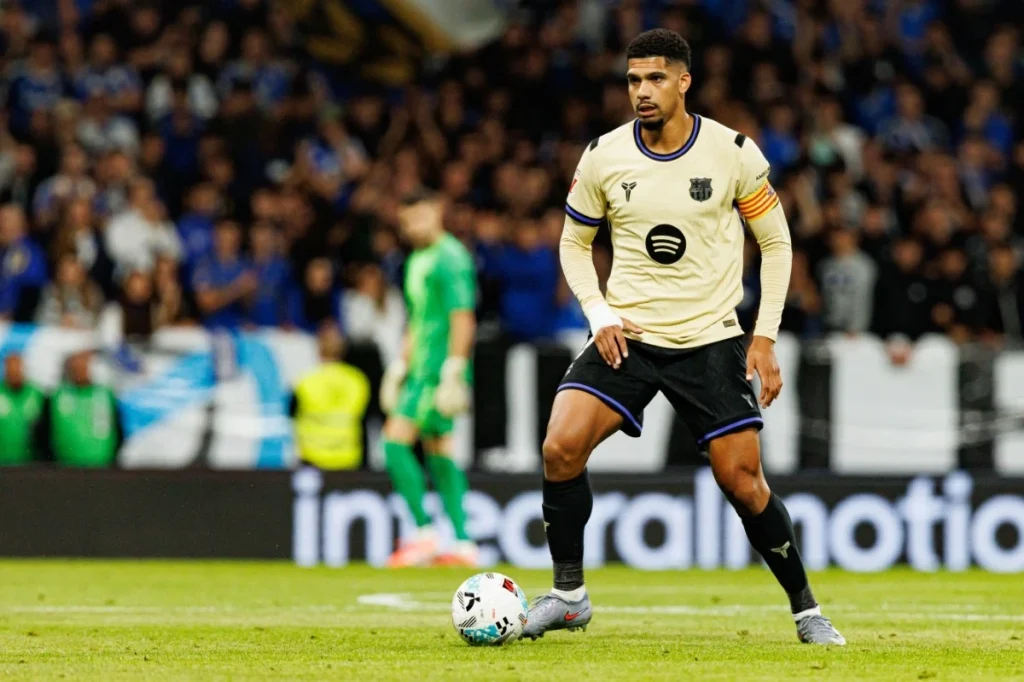 FC Barcelona - Ronald Araujo 2