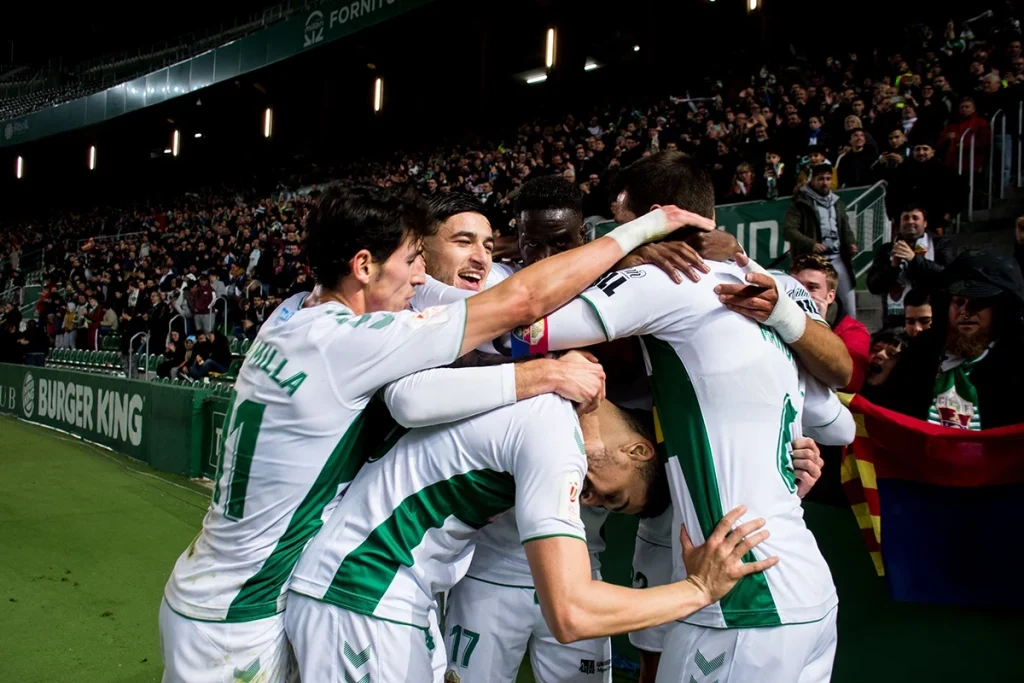 Statystyki ze spotkania Elche CF – FC Barcelona. Pełna analiza spotkania (23.08.2026) Elche - piłkarze 3
